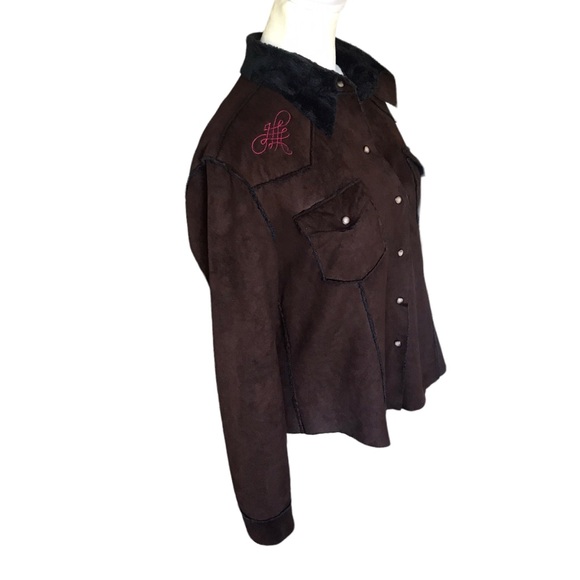 Tasha Polizzi Med Brown And Pink Faux Suede Pearl Snap Western Shearling Jacket - Picture 8 of 13
